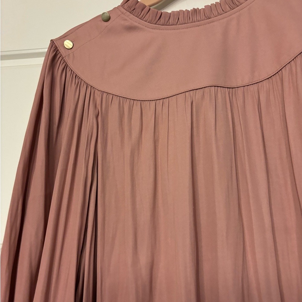 Flowy blush top